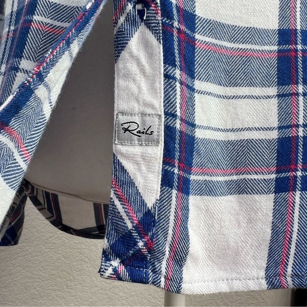 Rails Hunter Plaid Shirt Small Button Down Long Sleeve White Blue Raspberry Soft - Picture 7 of 13